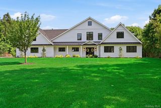 7 Fleet Court, Northport, NY 11768