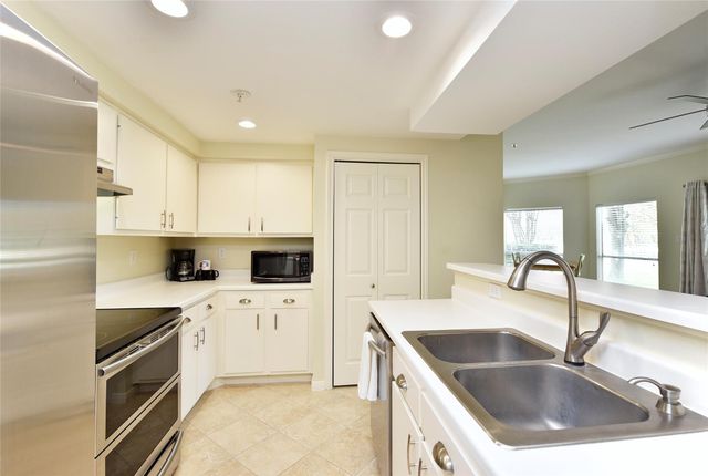 12800 Melville Drive 106A, Montgomery, TX 77356