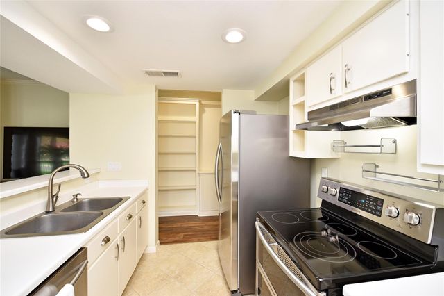 12800 Melville Drive 106A, Montgomery, TX 77356