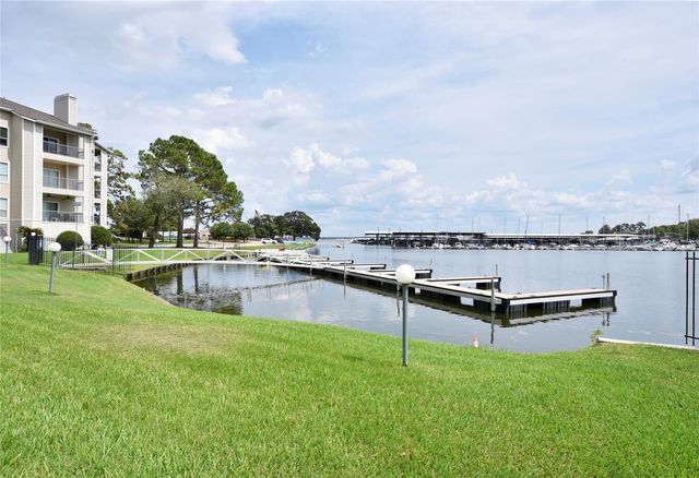 12800 Melville Drive 106A, Montgomery, TX 77356