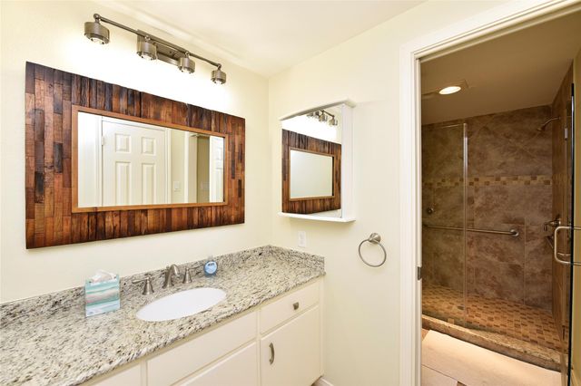 12800 Melville Drive 106A, Montgomery, TX 77356