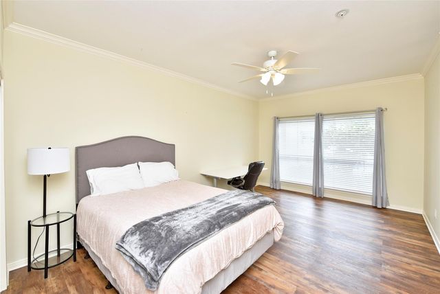 12800 Melville Drive 106A, Montgomery, TX 77356