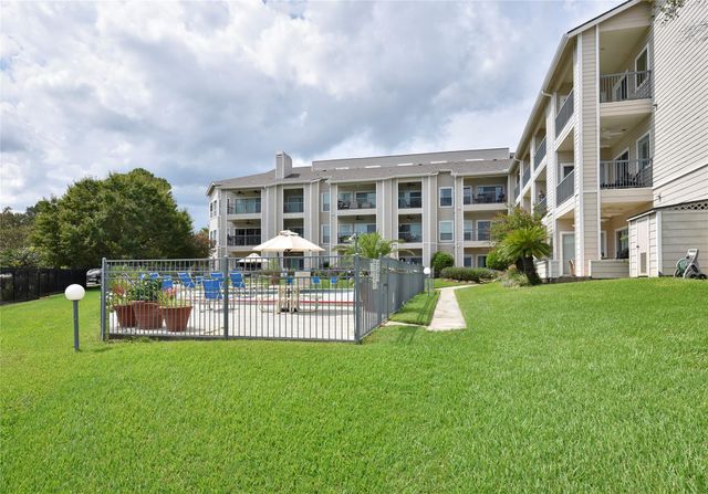 12800 Melville Drive 106A, Montgomery, TX 77356