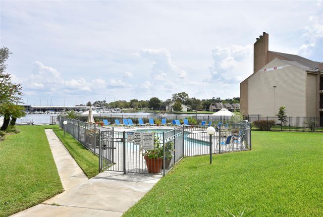 12800 Melville Drive 106A, Montgomery, TX 77356