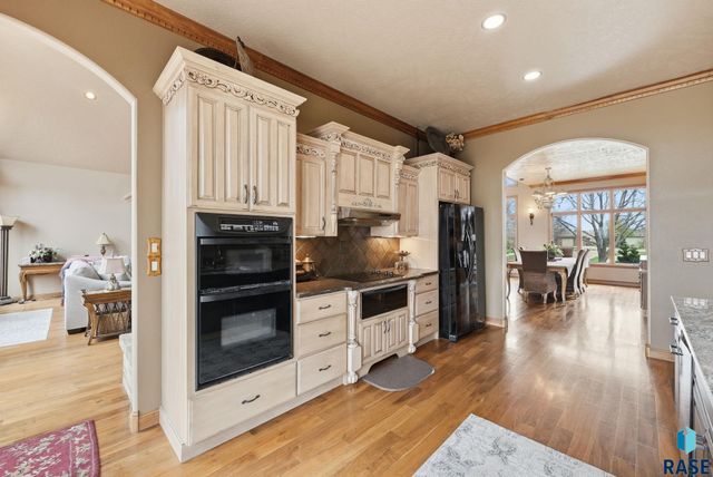 6301 S Grand Prairie Dr Drive, Sioux Falls, SD 57108