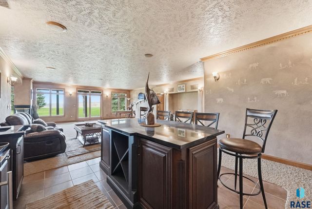 6301 S Grand Prairie Dr Drive, Sioux Falls, SD 57108