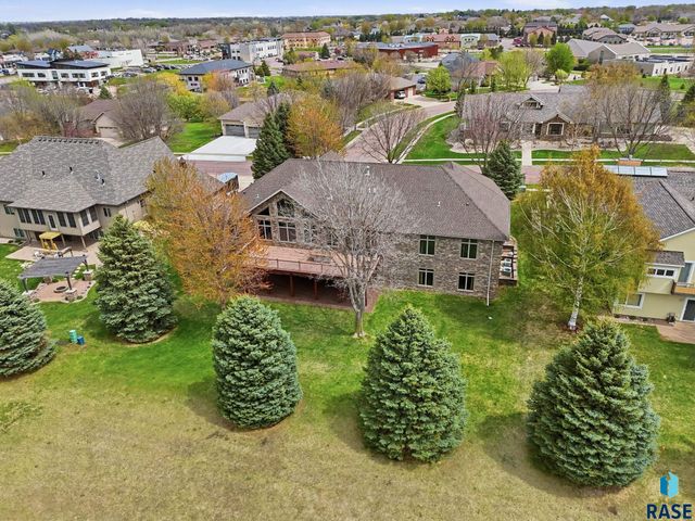 6301 S Grand Prairie Dr Drive, Sioux Falls, SD 57108