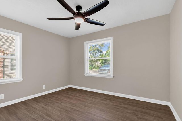 1059 Lawrence Drive, Columbus, OH 43207