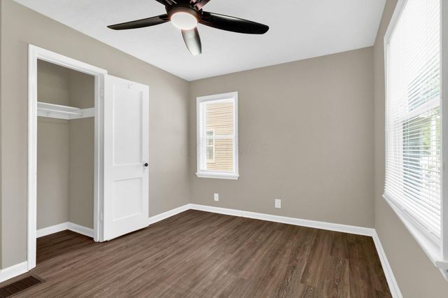1059 Lawrence Drive, Columbus, OH 43207