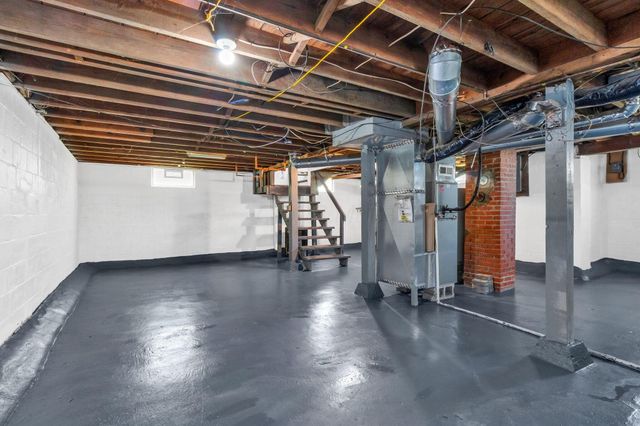 1059 Lawrence Drive, Columbus, OH 43207