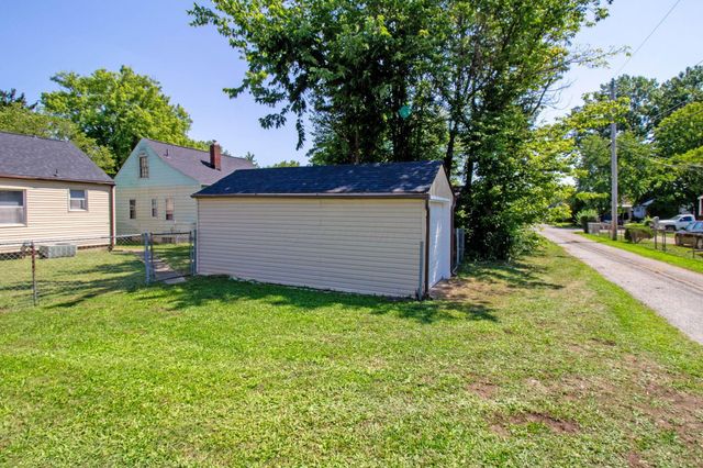 1059 Lawrence Drive, Columbus, OH 43207