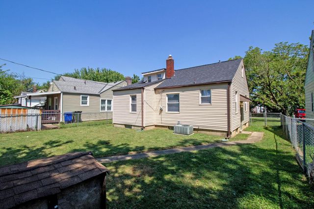 1059 Lawrence Drive, Columbus, OH 43207