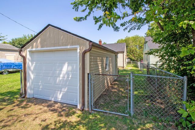 1059 Lawrence Drive, Columbus, OH 43207