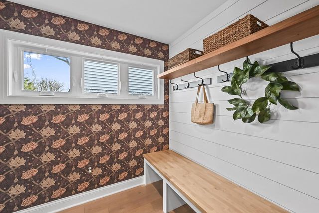 2322 S Lenox STREET, Milwaukee, WI 53207