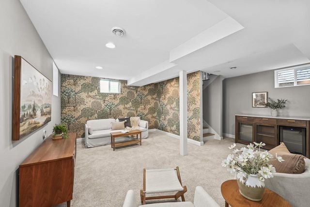 2322 S Lenox STREET, Milwaukee, WI 53207