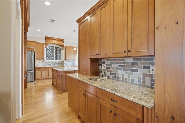 840 Mcelroy Mountain Drive, Big Canoe, GA 30143