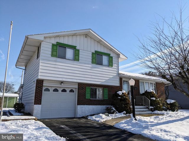 107 S 10TH ST, Coplay, PA 18037