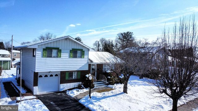 107 S 10TH ST, Coplay, PA 18037