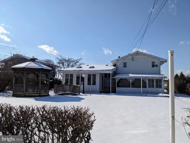 107 S 10TH ST, Coplay, PA 18037