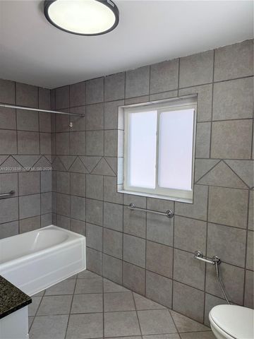 6312 Alton Rd, Miami Beach, FL 33141