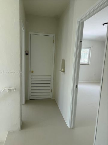 6312 Alton Rd, Miami Beach, FL 33141