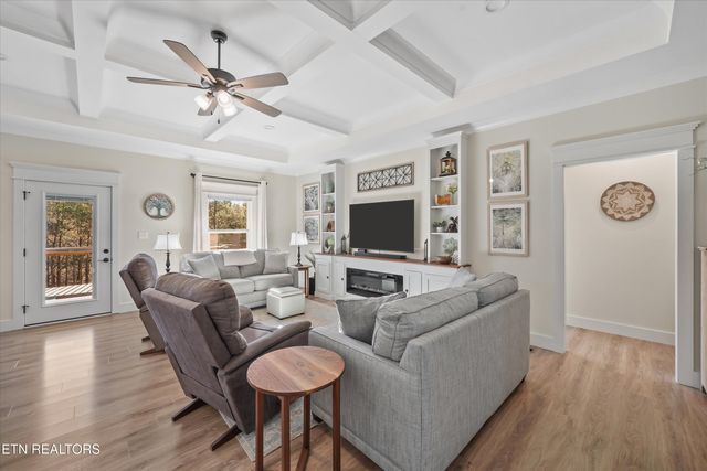 856 Pinebrooke Drive, Maryville, TN 37801