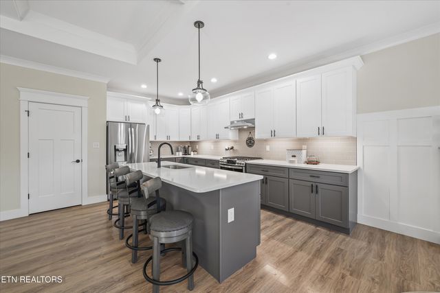 856 Pinebrooke Drive, Maryville, TN 37801