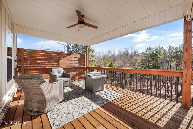 856 Pinebrooke Drive, Maryville, TN 37801