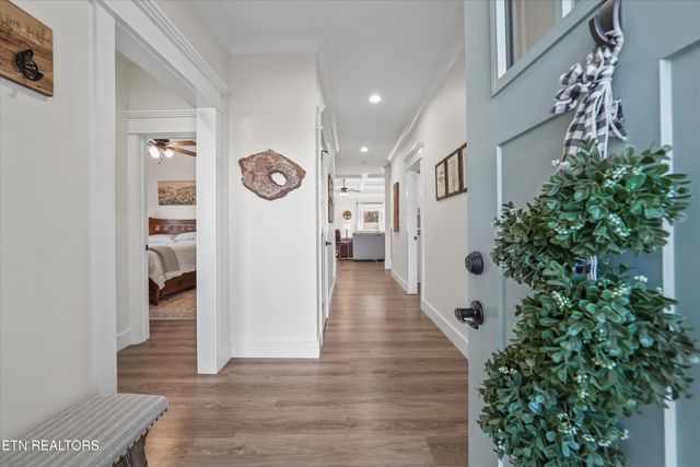 856 Pinebrooke Drive, Maryville, TN 37801