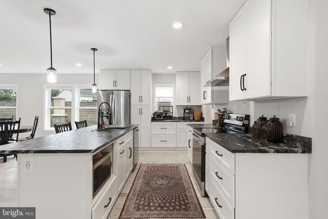 10129 DWIGHT AVE, Fairfax, VA 22032