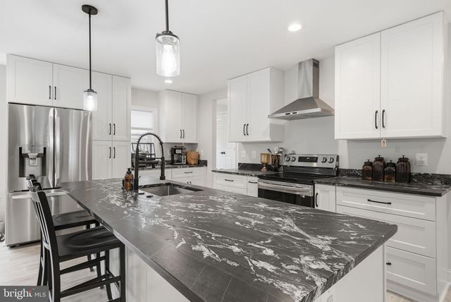 10129 DWIGHT AVE, Fairfax, VA 22032