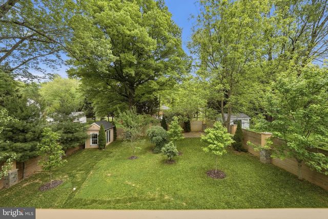 10129 DWIGHT AVE, Fairfax, VA 22032