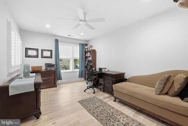 10129 DWIGHT AVE, Fairfax, VA 22032