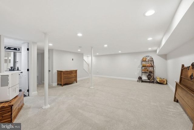 10129 DWIGHT AVE, Fairfax, VA 22032