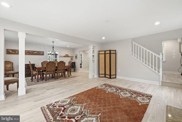 10129 DWIGHT AVE, Fairfax, VA 22032