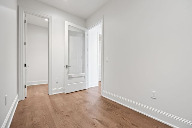 595 60th Street S 404, West Des Moines, IA 50266