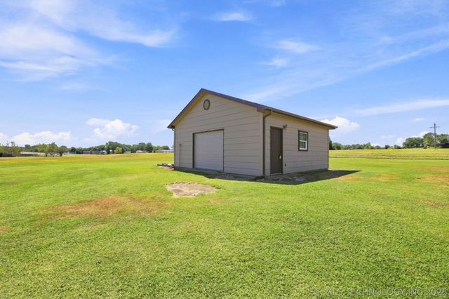 11650 Skyline Drive, Collinsville, OK 74021