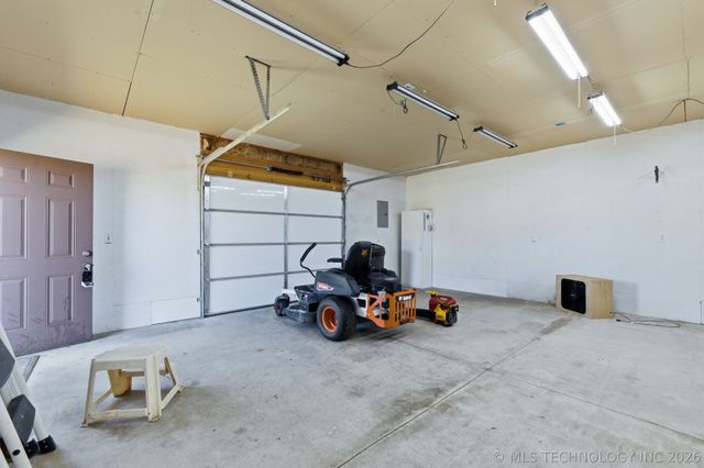 11650 Skyline Drive, Collinsville, OK 74021