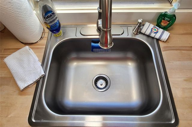 37 SHELL ROAD, Okeechobee, FL 34974