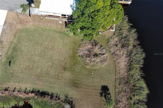 37 SHELL ROAD, Okeechobee, FL 34974