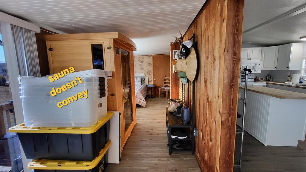 Image 15 of property listing at 37 SHELL ROAD, Okeechobee, FL 34974