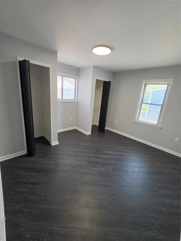 8285 Chapp Avenue, Warren, MI 48089