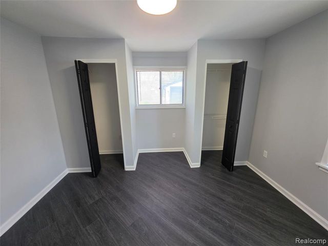 8285 Chapp Avenue, Warren, MI 48089