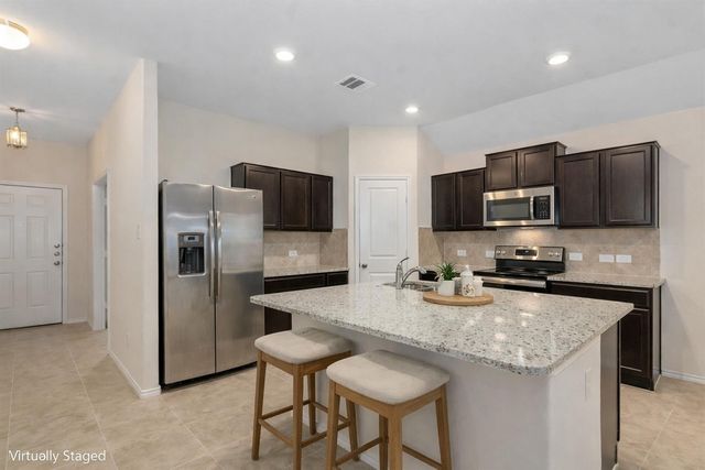 837 Hillrose DR, Leander, TX 78641