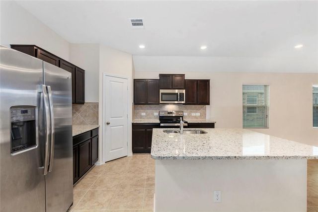 837 Hillrose DR, Leander, TX 78641