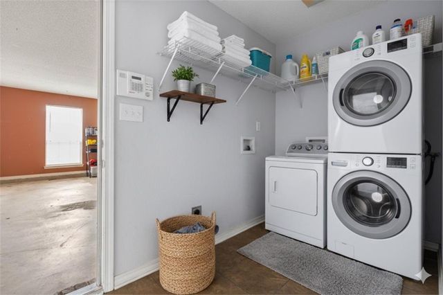 6611 Madison Arras Court, Theodore, AL 36582