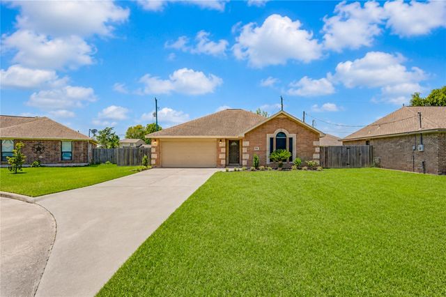 4114 Twin Drive E, Santa Fe, TX 77510