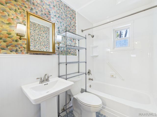 924 Hillman Street, Montgomery, AL 36109