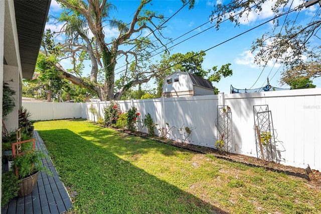2140 CATALINA DRIVE, Clearwater, FL 33764