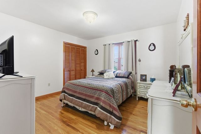 71-73 Oak St, Somerville, MA 02143